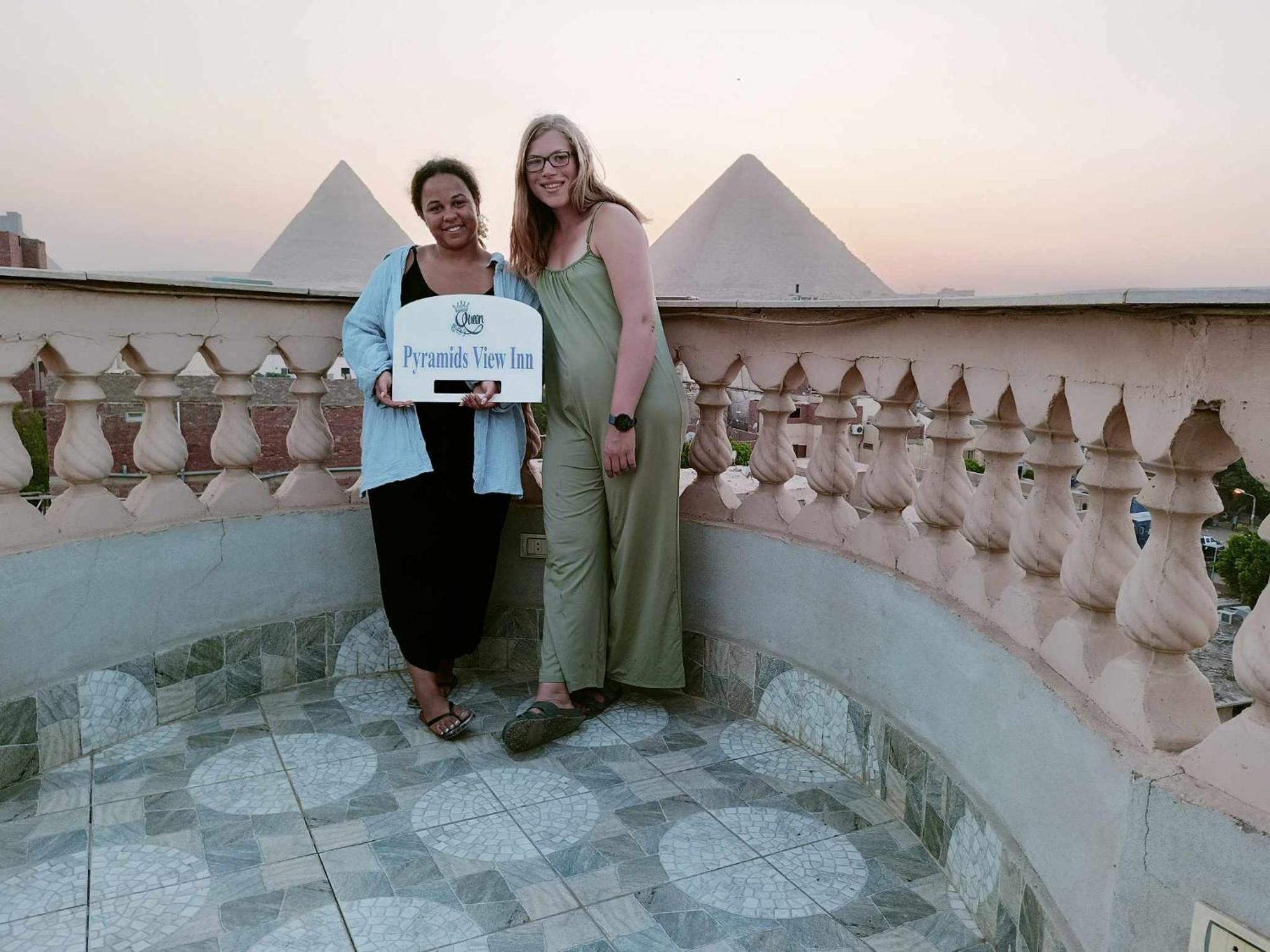 Queen Pyramids View Inn Kafret el-Gabal المظهر الخارجي الصورة